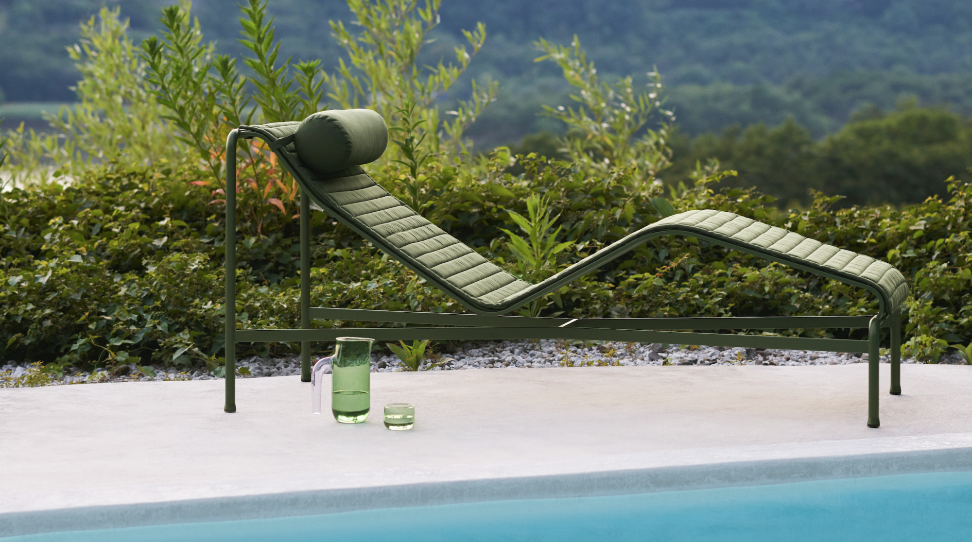 Palissade Chaise Lounge Olive | Photo from HAY