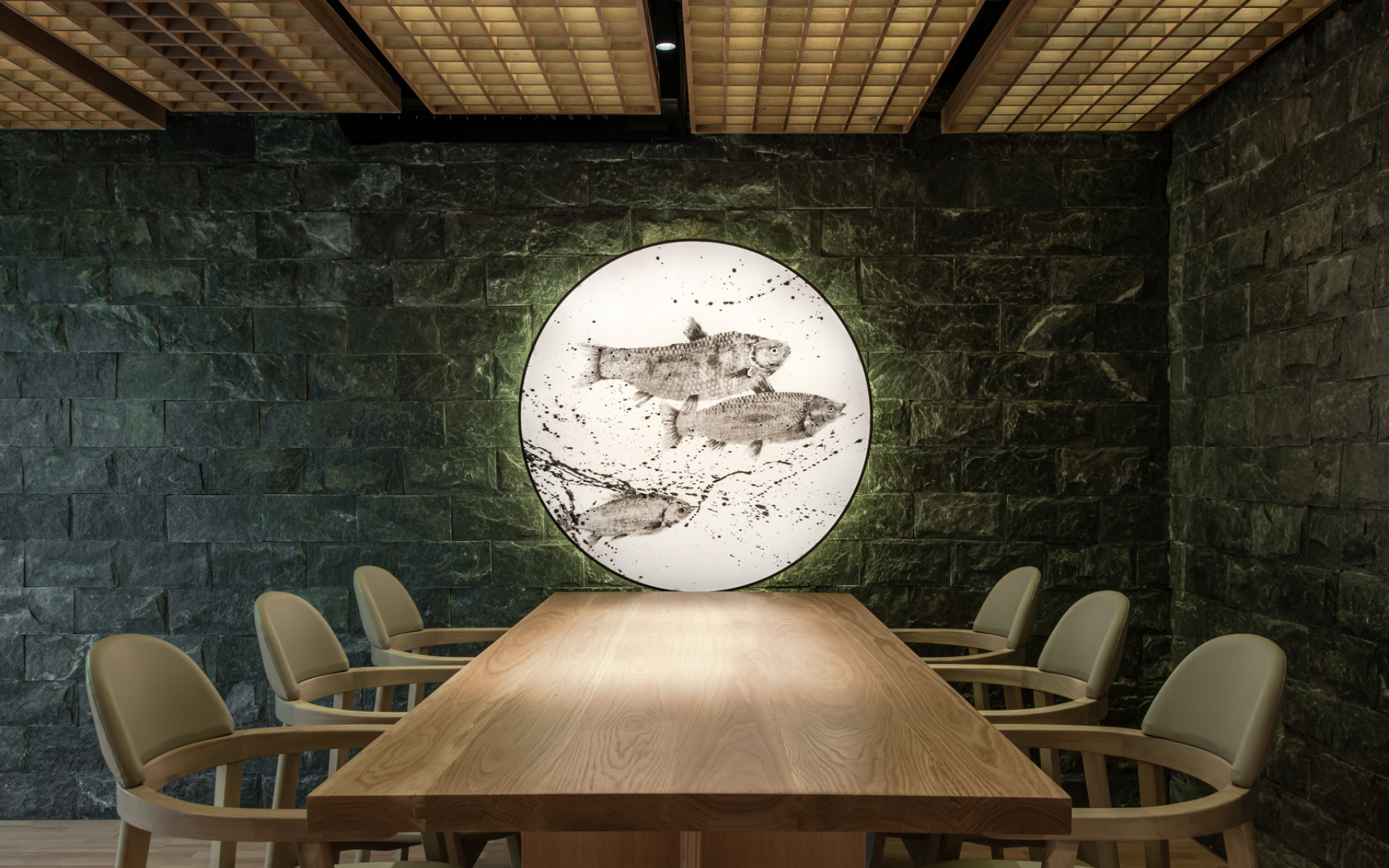Red Hong Yi's Fish Imprints in Hoshun