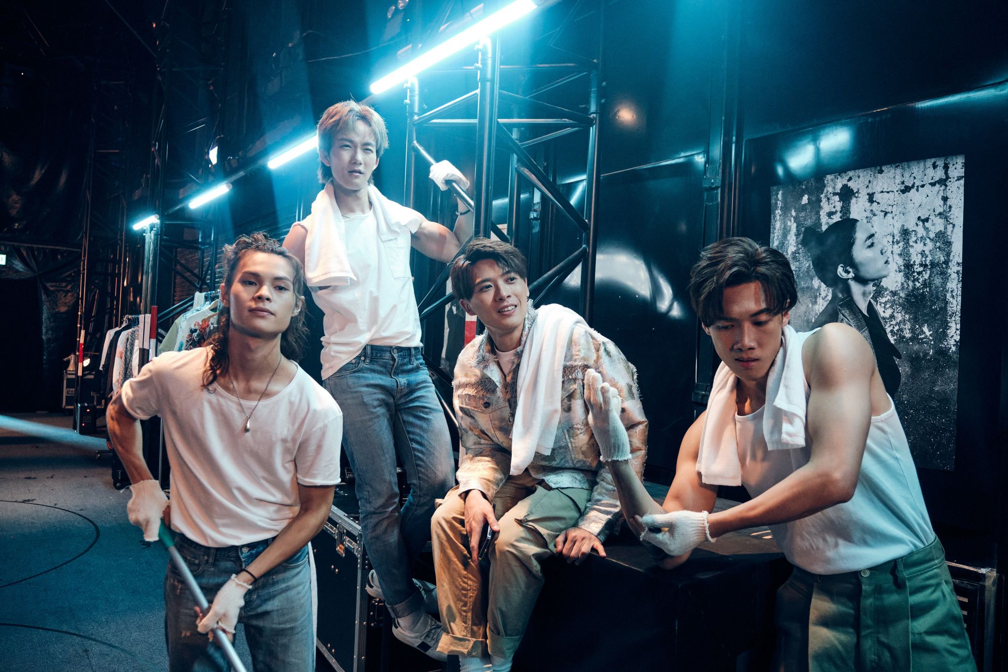 香港男团Mirror深得时装大牌青睐 盘点12子精彩造型 Tatler Asia