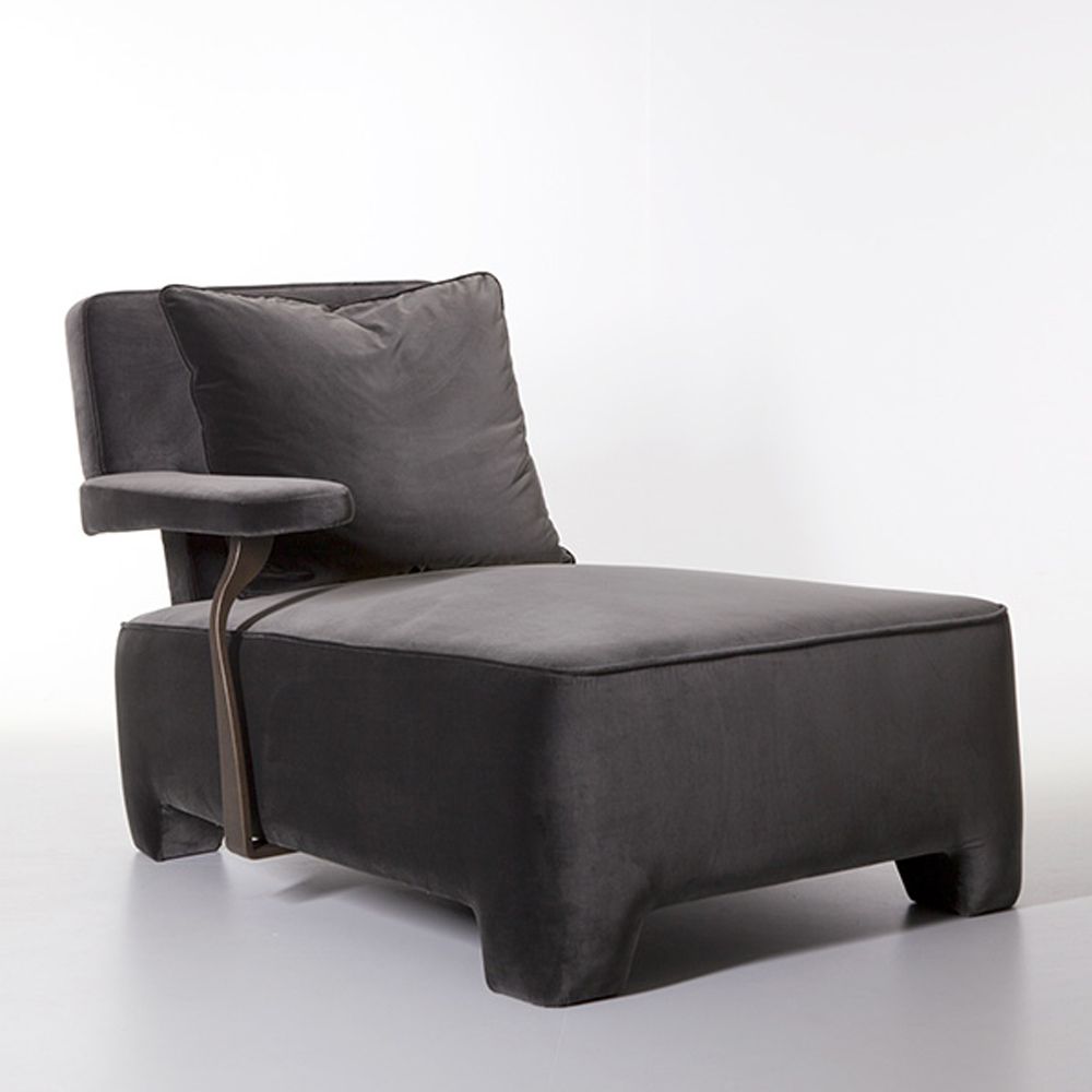 Kela Chaise Longue from Lorenzo Tondelli