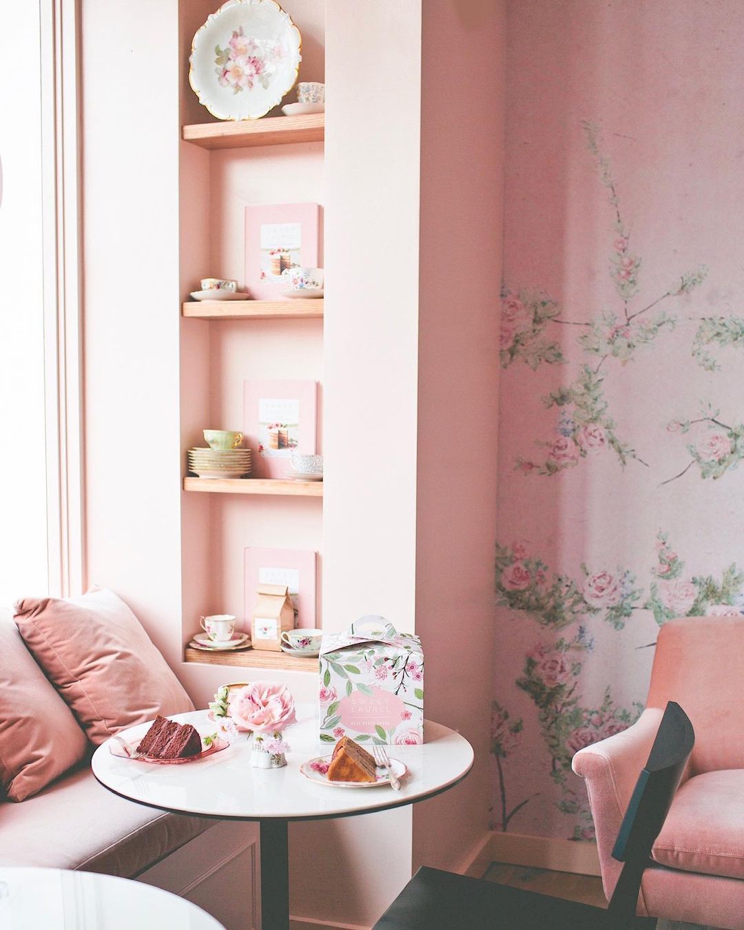 Photo: @sweetlaurelbakery/Instagram