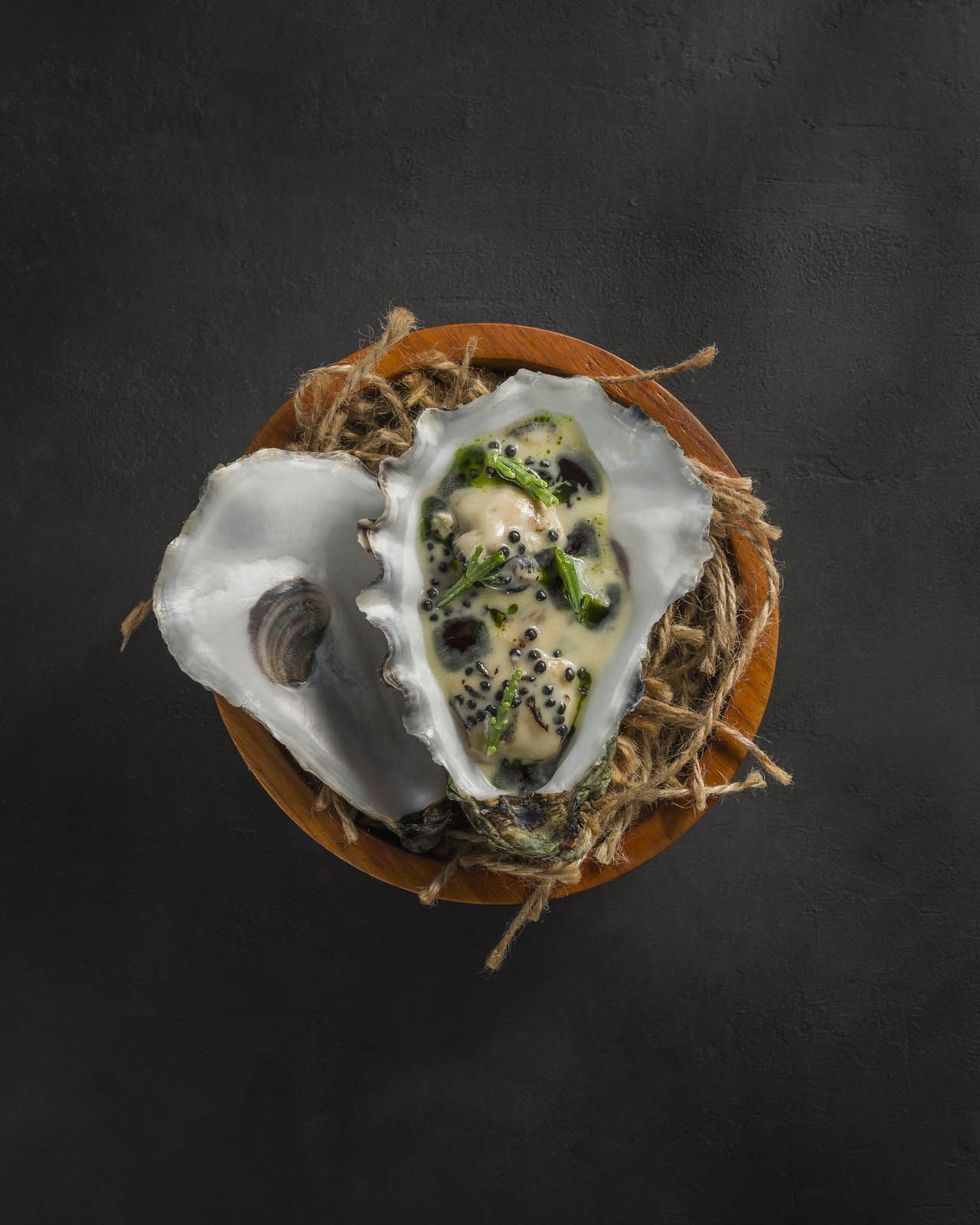 Gallagher oyster, sea asparagus, dill (Photo: Cure)