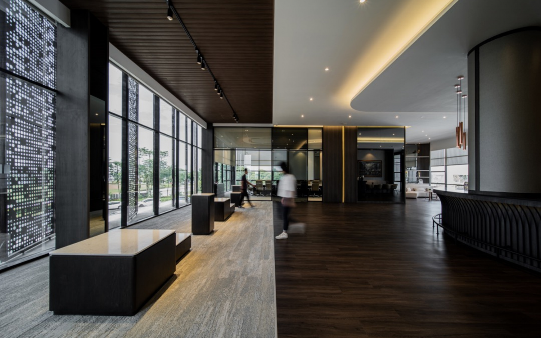 Premium materials lend the V.S. Industry Berhad's office an air of exclusivity