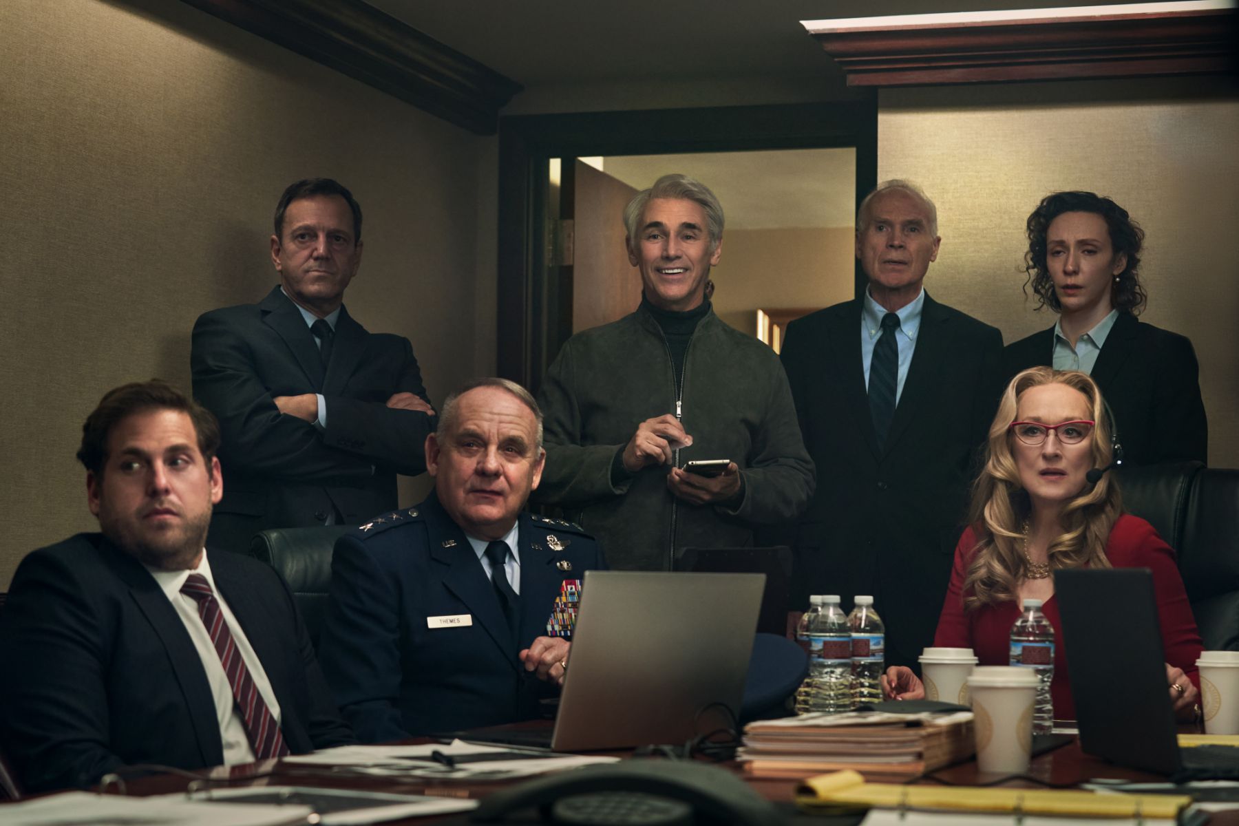 DON'T LOOK UP (L to R) JONAH HILL as JASON ORLEAN, PAUL GUILFOYLE as GENERAL THEMES, MARK RYLANCE as PETER ISHERWELL, MERYL STREEP as PRESIDENT JANIE ORLEAN. Cr. NIKO TAVERNISE/NETFLIX Â© 2021