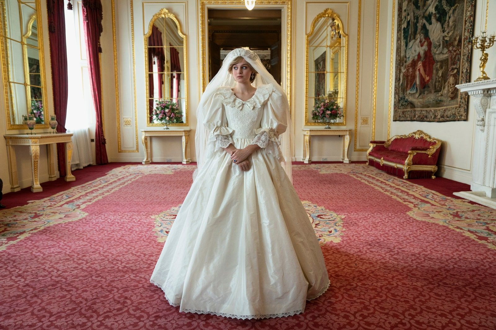 The interior of Winchester Cathedral is used to re-enact Princess Diana's and Prince Charles' wedding (Photography: Des Willie for Netflix)