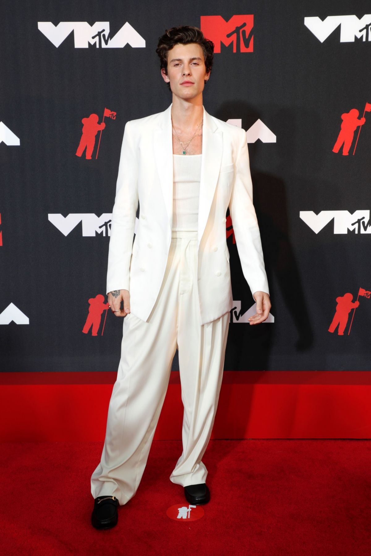 NEW YORK, NEW YORK - SEPTEMBER 12: Shawn Mendes attends the 2021 MTV Video Music Awards at Barclays Center on September 12, 2021 in the Brooklyn borough of New York City. (Photo by Astrid Stawiarz/WireImage)