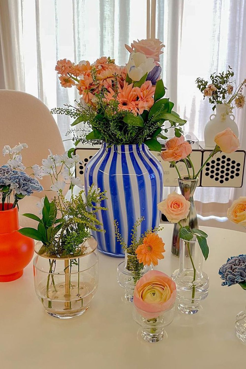 Bae houses her favourite blooms in contemporary vases (Image: Courtesy of Suzy Bae/@skuukzky)