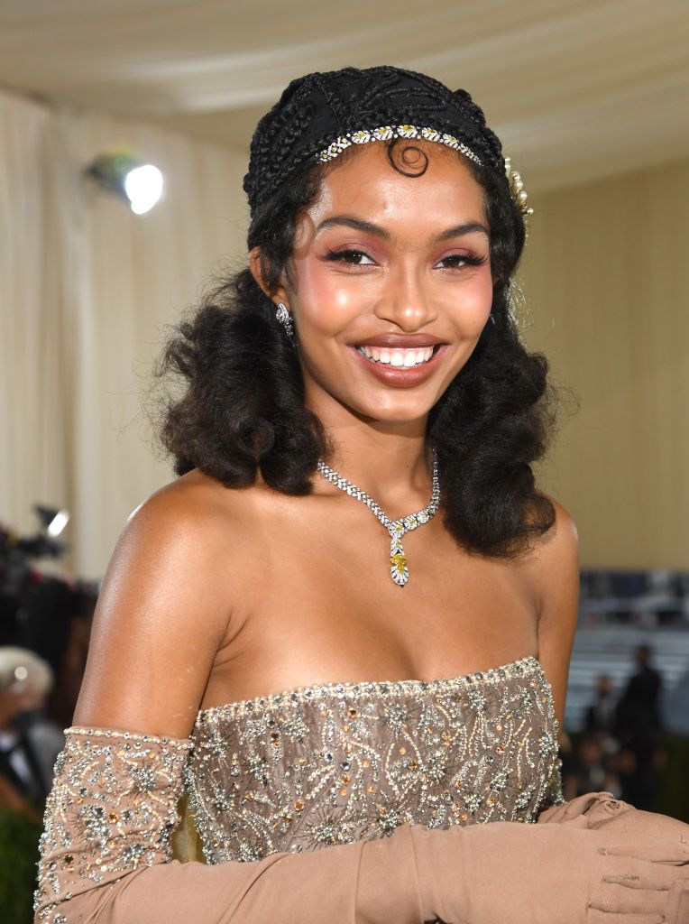 NEW YORK, NEW YORK - SEPTEMBER 13: Yara Shahidi attends The 2021 Met Gala Celebrating In America: A Lexicon Of Fashion at Metropolitan Museum of Art on September 13, 2021 in New York City. (Photo by Kevin Mazur/MG21/Getty Images For The Met Museum/Vogue)