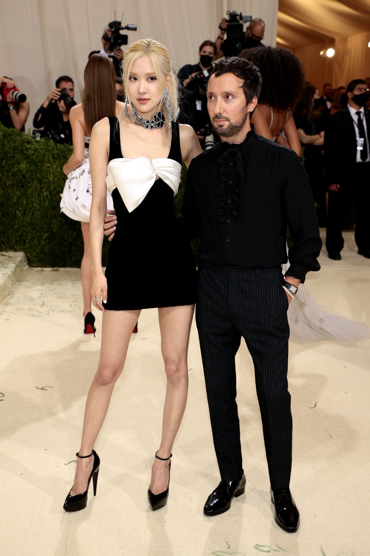 NEW YORK, NEW YORK - SEPTEMBER 13: Rosé and Anthony Vaccarello attend The 2021 Met Gala Celebrating In America: A Lexicon Of Fashion at Metropolitan Museum of Art on September 13, 2021 in New York City. (Photo by Dimitrios Kambouris/Getty Images for The Met Museum/Vogue )