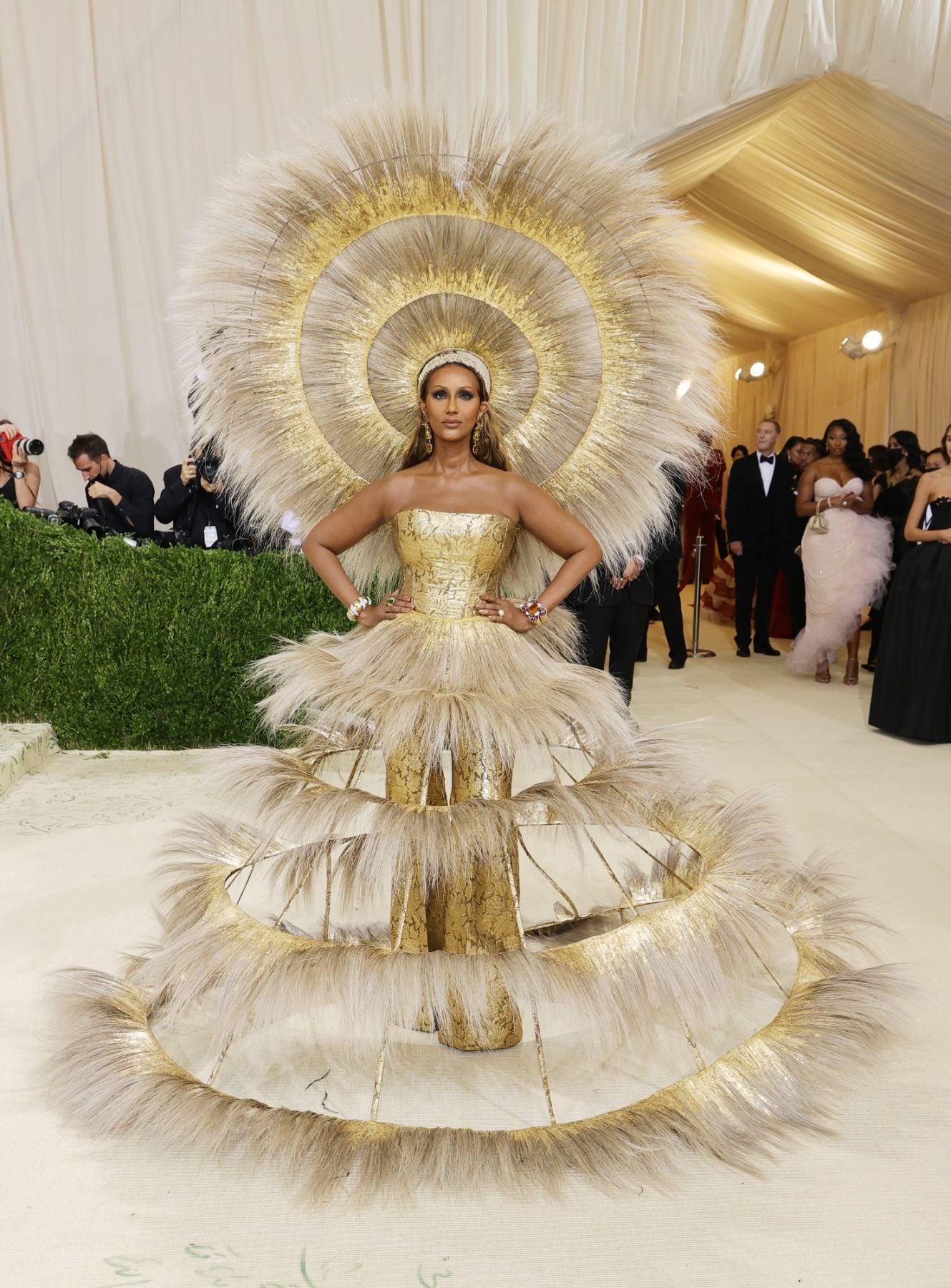NEW YORK, NEW YORK - SEPTEMBER 13: Iman attends The 2021 Met Gala Celebrating In America: A Lexicon Of Fashion at Metropolitan Museum of Art on September 13, 2021 in New York City. (Photo by Mike Coppola/Getty Images)