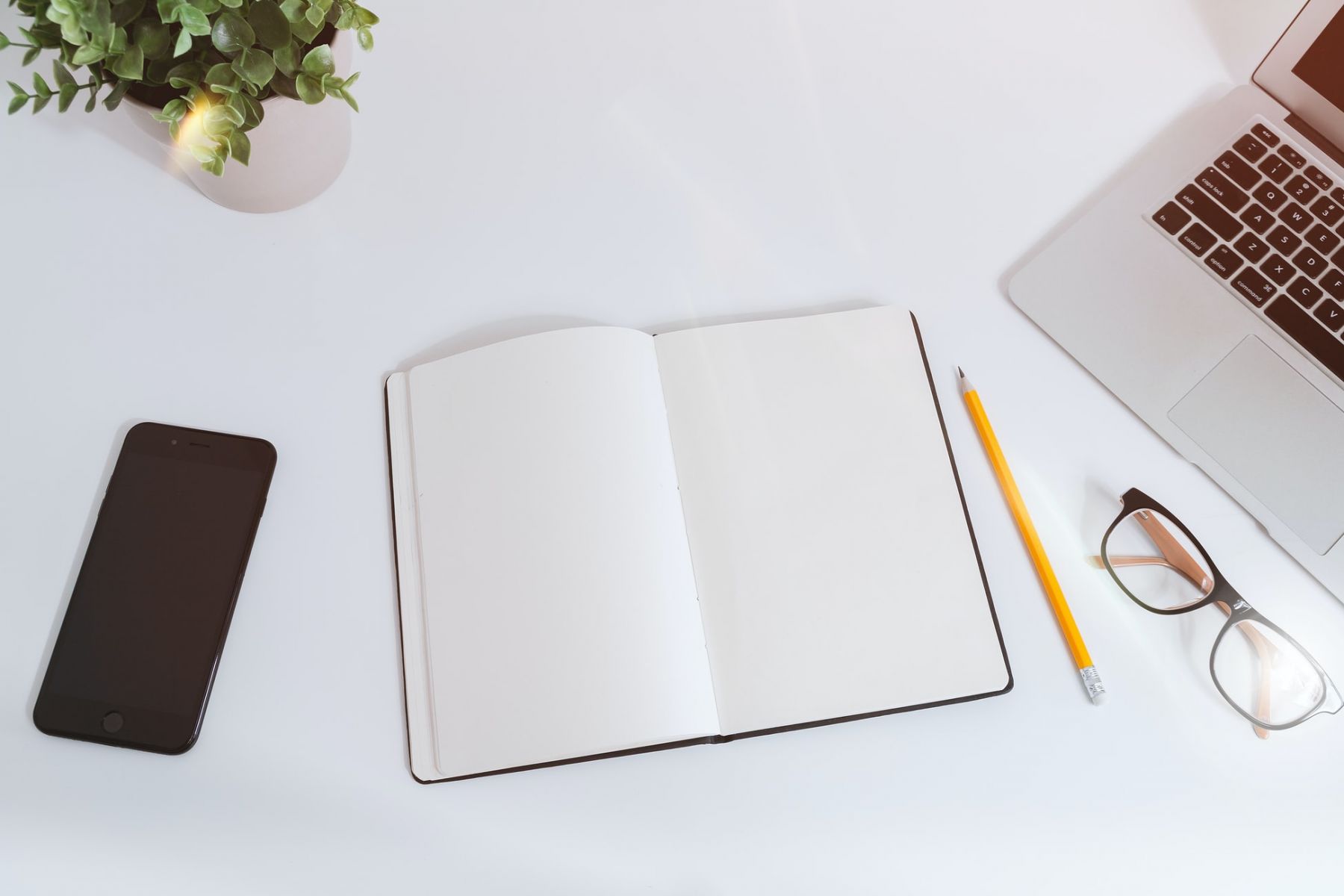 Online learning (Photo: Jeshoots/Unsplash)