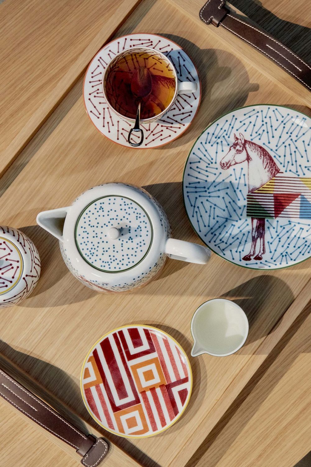 The Hermès Hippomobile tea set (Image: Maxime Tétard, Les Graphiquants, ©Hermès 2021)