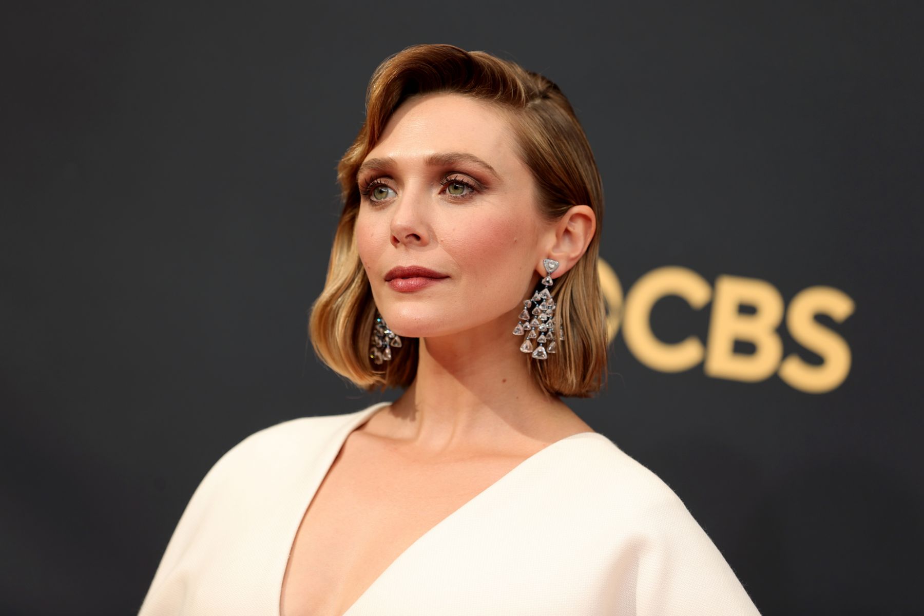 LOS ANGELES, CALIFORNIA - SEPTEMBER 19: Elizabeth Olsen attends the 73rd Primetime Emmy Awards at L.A. LIVE on September 19, 2021 in Los Angeles, California. (Photo by Rich Fury/Getty Images)