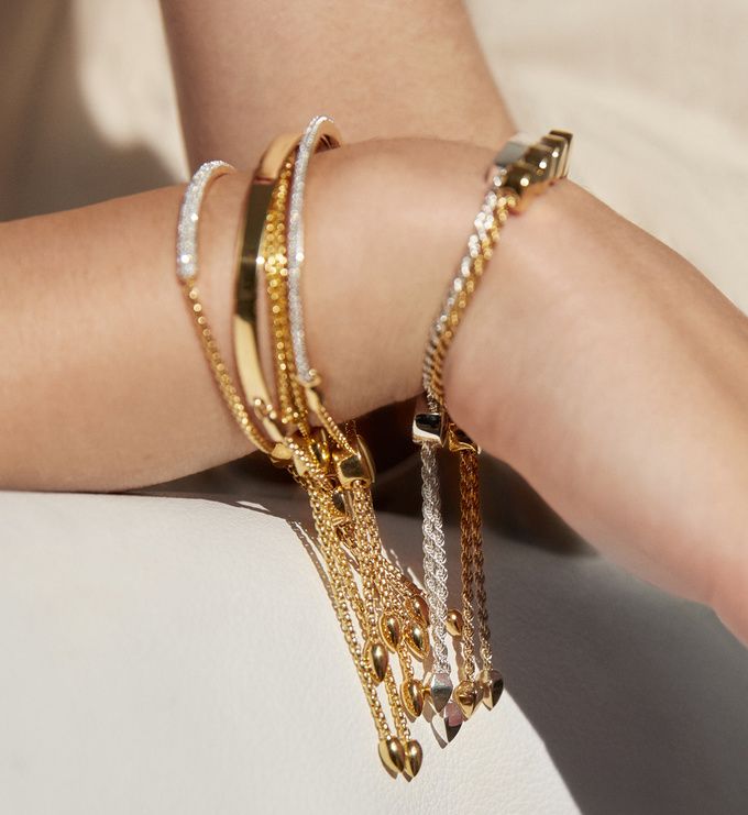 Fiji Chain Friendship Bracelet (Photo: Monica Vinader)