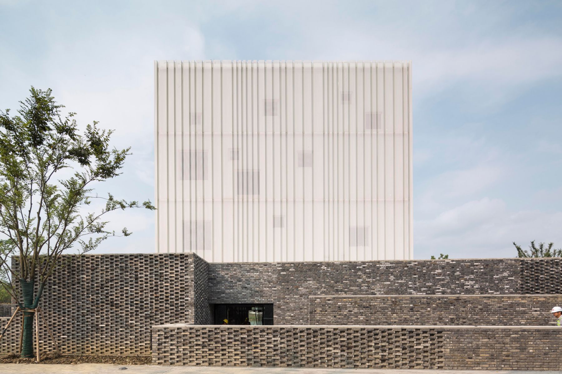 Suzhou Chapen by Neri & Hu, one of the projects featured during the SIA Archifest Conference (Image courtesy of: Neri & Hu and Pedro Pegenaute)