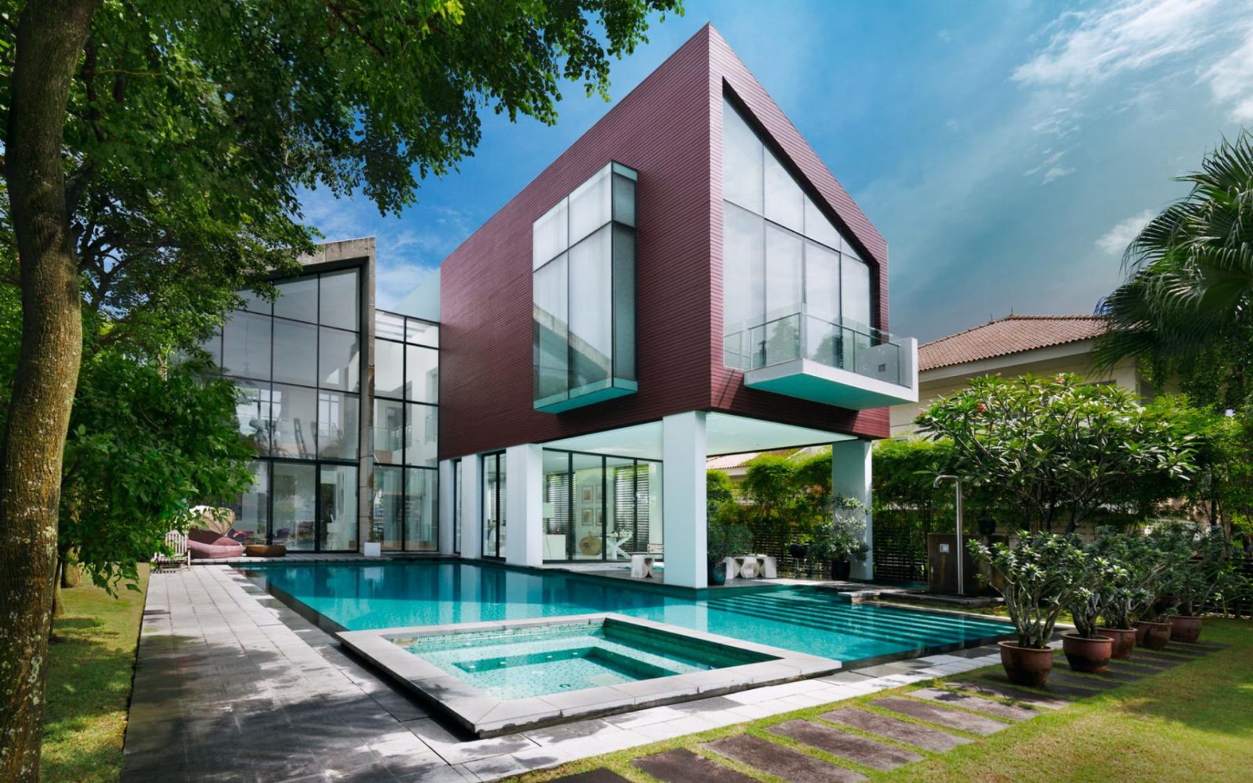 Soaring roofs add grandeur