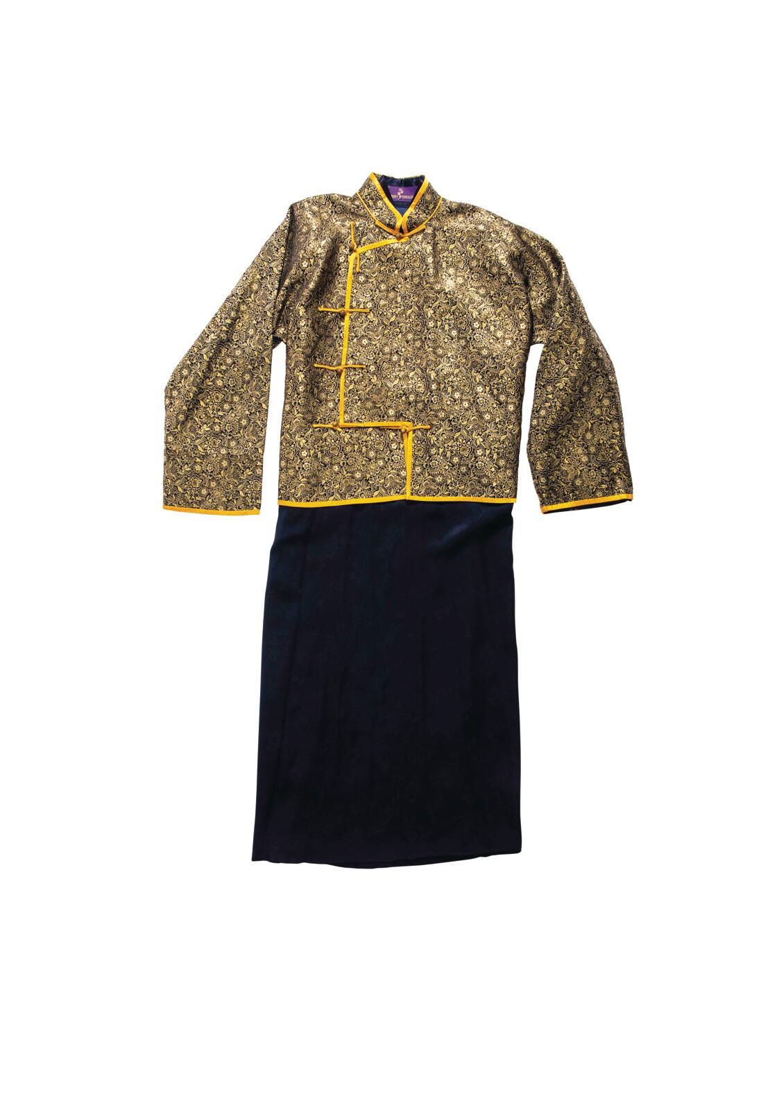 A silk costume and jade amulet from the 2001 film Peony Pavilion. Credit: Affa Chan