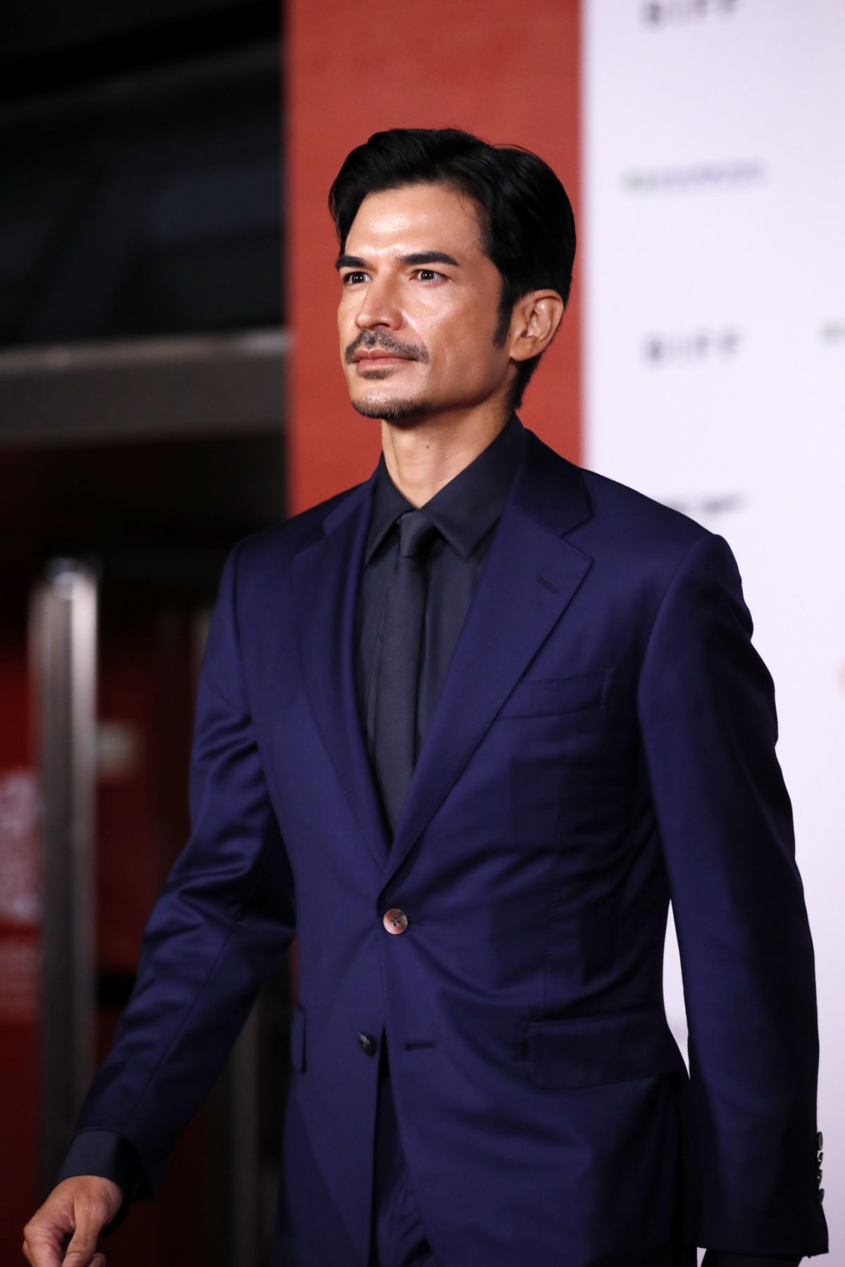 BUSAN, SOUTH KOREA - OCTOBER 06: Shogen arrives at the opening ceremony of the 26th Busan International Film Festival at the Busan Cinema Center on October 06, 2021 in Busan, South Korea. (Photo by Woohae Cho/Getty Images)