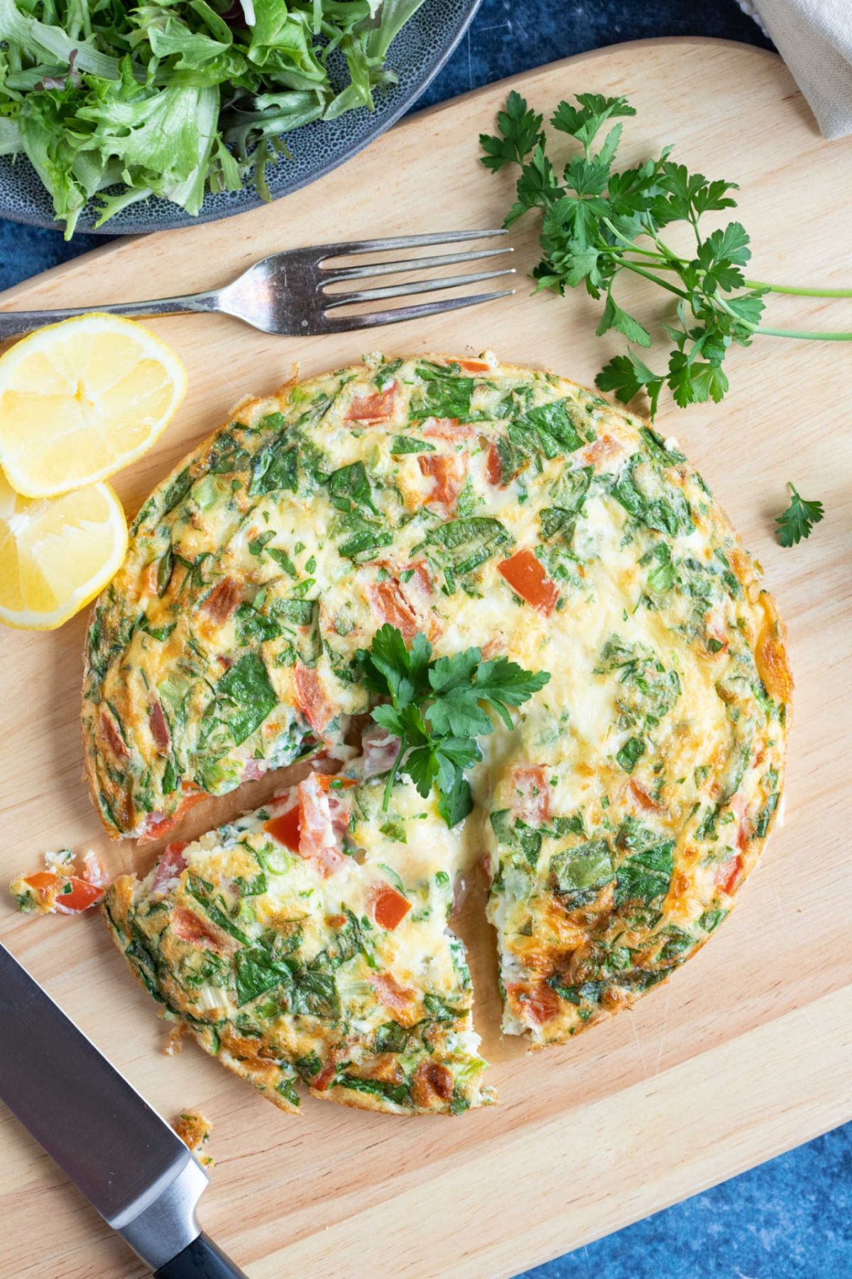 Air Fryer Breakfast Fritata | Photo: Effortless Foodie