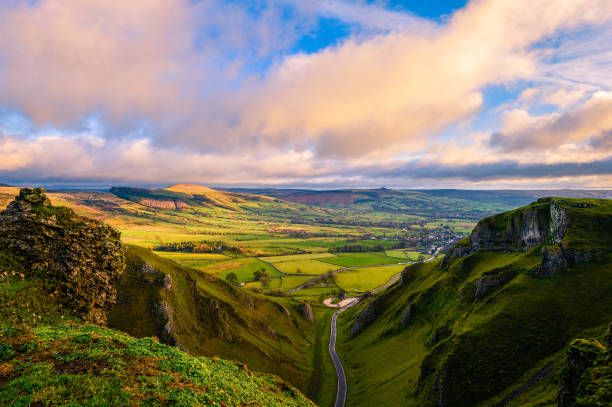 Winnats Pass (Photo: Getty Images/iStockphoto)