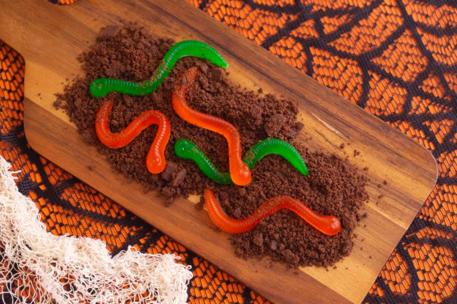 Homemade Gummy Worms | Photo: Mind Over Munch