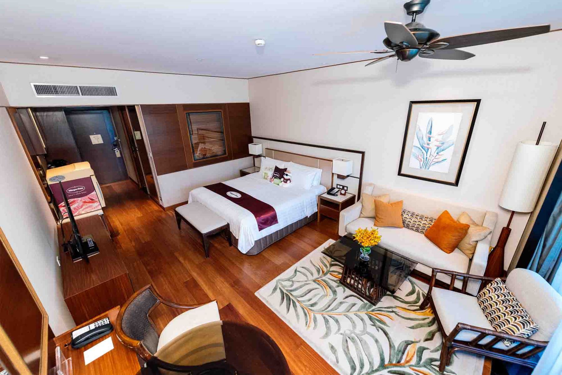 HäagenDazs Teams Up With ShangriLa Singapore for an Ice Cream Themed