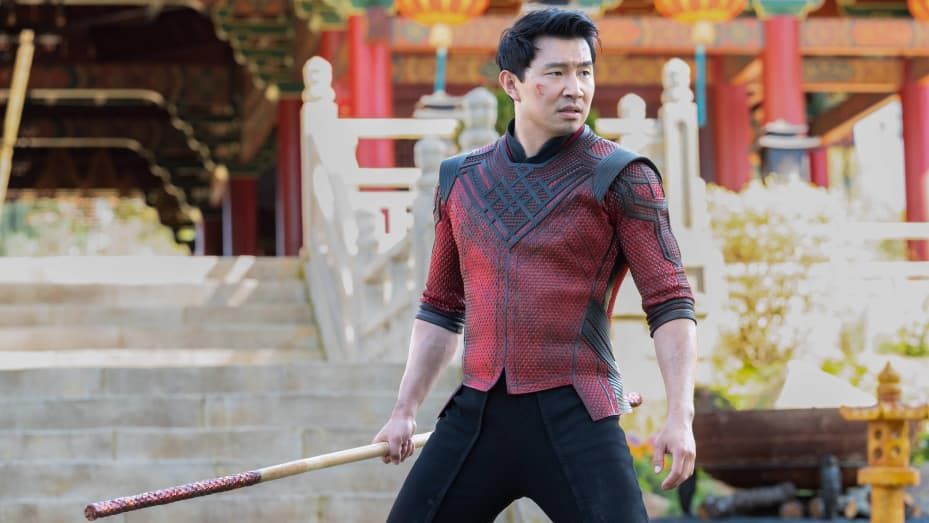 best halloween costumes 2021 - pop culture - marvel shangchi