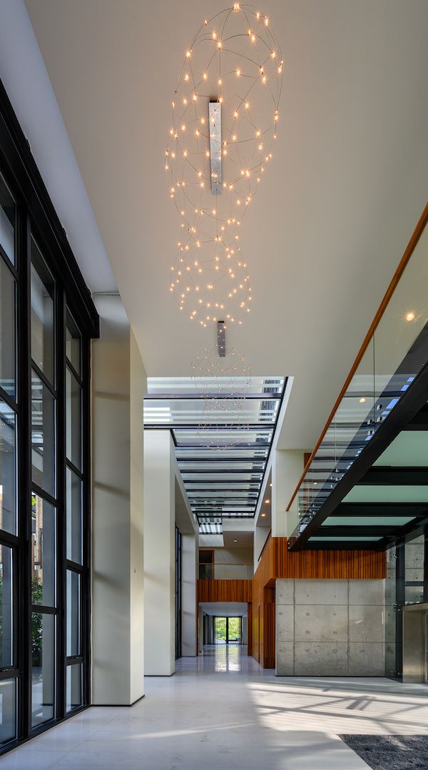 High ceilings encourage continual airflow