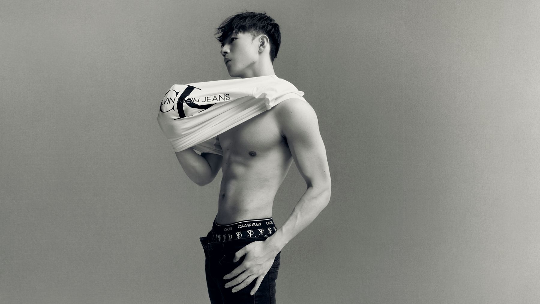 Calvin Klein X Ian陳卓賢@Mirror廣告照