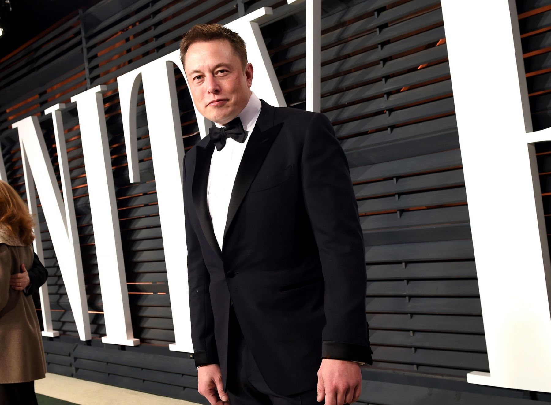 attends the 2015 Vanity Fair Oscar Party hosted by Graydon Carter at the Wallis Annenberg Center for the Performing Arts on February 22, 2015 in Beverly Hills, California.