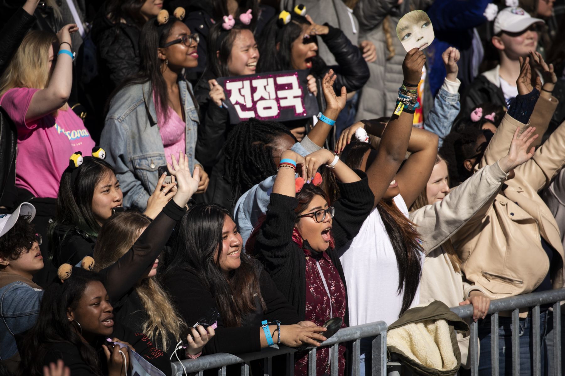NEW YORK, NY - MAY 15: Fans cheer as K-Pop group BTS performs in Central Park, May 15, 2019 in New York City. Fans waited in line for days to see the group perform as part of ABC's 'Good Morning America' summer concert series. (Photo by Drew Angerer/Getty Images)
