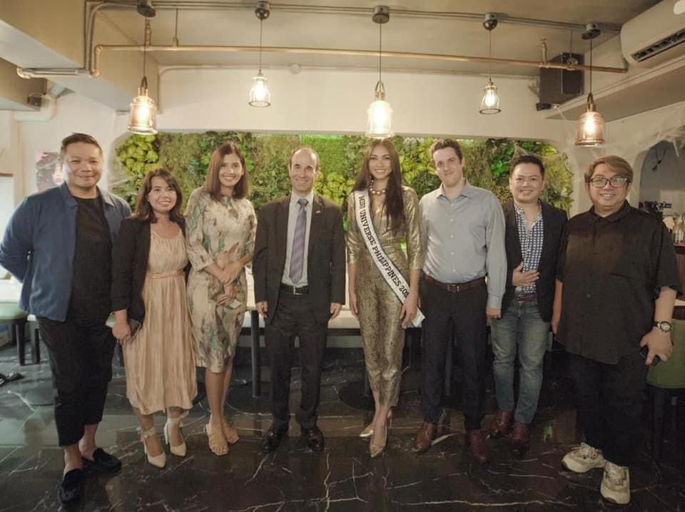 Philippines Creative Director Jonas Gafud, Israel from left to right: Miss Photo 2: na Aban, National Director Ms. Shamcey Ministry of Tourism Marketing Manager PH office AnSupsup, Israeli Ambassador Ilan Fluss, Ms. Universe Philippines Bea Gomez, Deputy Chief of alzam, Miss Universe Philippines communication director Voltaire Tayag, and Mission Mr. Nir BMiss Universe Philippine Board of Directors Mr. Albert Andrada.