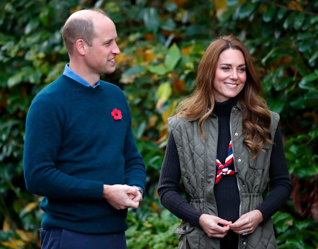 GLASGOW, UNITED KINGDOM - NOVEMBER 01: (EMBARGOED FOR PUBLICATION IN UK NEWSPAPERS UNTIL 24 HOURS AFTER CREATE DATE AND TIME) Prince William, Duke of Cambridge and Catherine, Duchess of Cambridge visit Alexandra Park Sports Hub to meet with Scouts from across the area and learn more about the Scouts' #PromiseToThePlanet campaign on day two of COP26 on November 1, 2021 in Glasgow, Scotland. 2021 sees the 26th United Nations Climate Change Conference which will run from 31 October for two weeks, finishing on