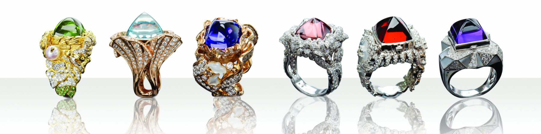 Jewels of Architecture line of rings, each a modern reinterpretation of an iconic building that pays homage to British architecture