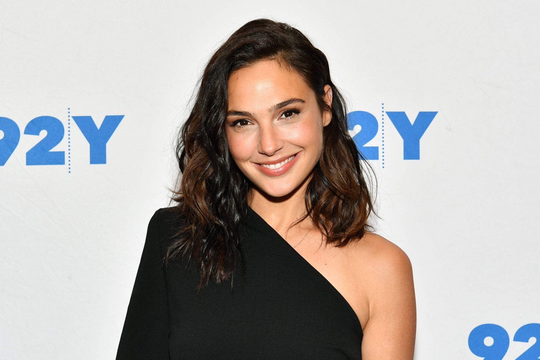 NEW YORK, NY - OCTOBER 01:  Gal Gadot attends Gal Gadot and Meher Tatna in Conversation with Carla Sosenko at 92nd Street Y on October 1, 2017 in New York City.  (Photo by Dia Dipasupil/Getty Images)