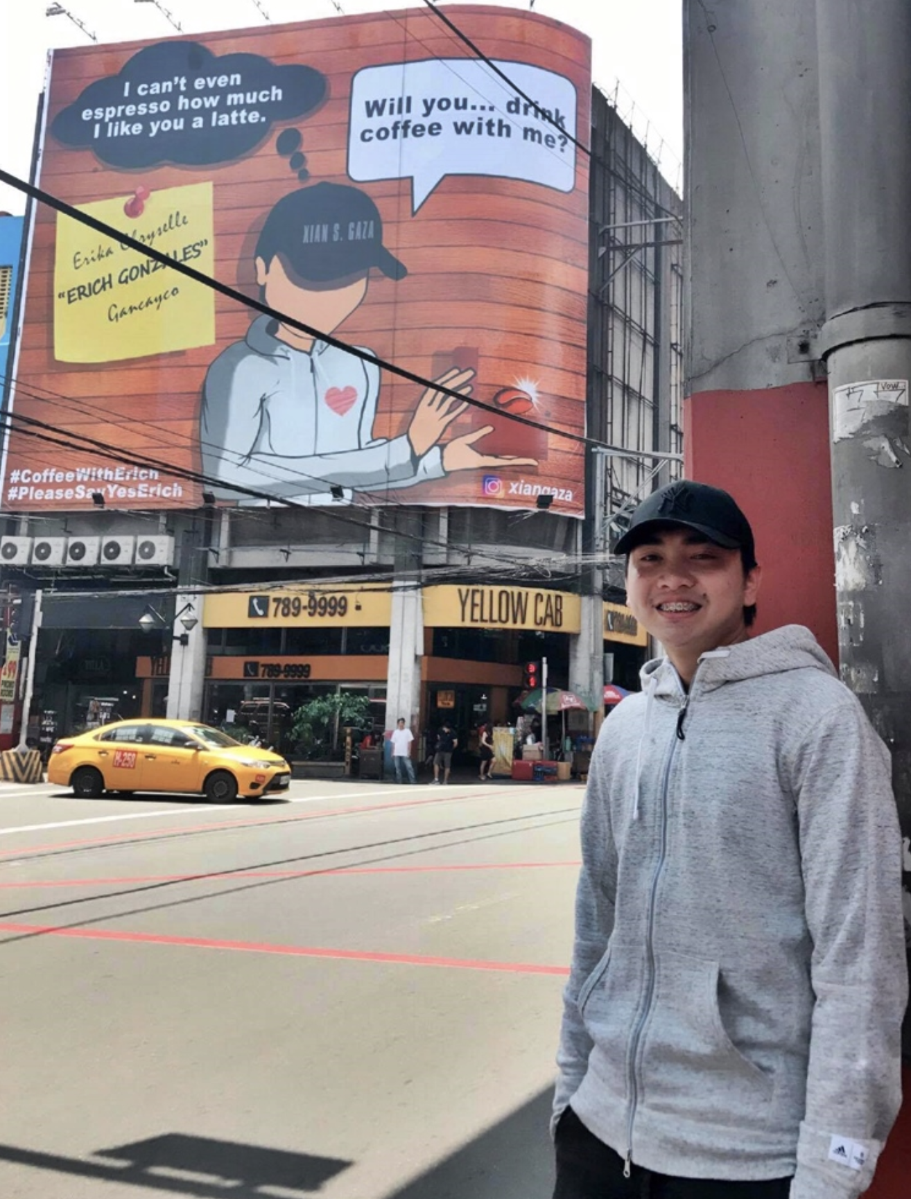 Xian Gaza proposes to Filipina actress Erich Gonzales through a billboard in Manila (Photo: Xian Gaza/Facebook)
