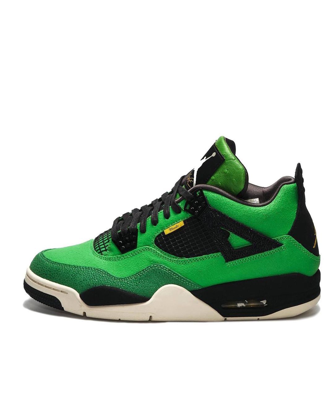 Photo: Twitter / Nice Kicks