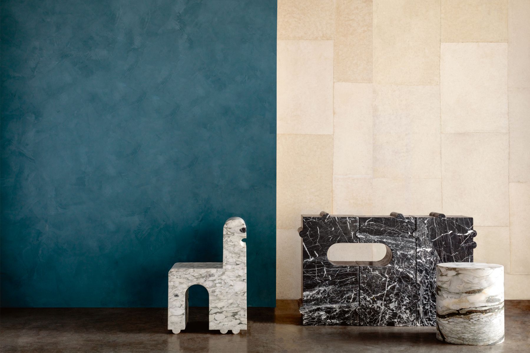 Kelly Wearstler Hume chair, Hume modular console and Monolith side table, from kellywearstler.com