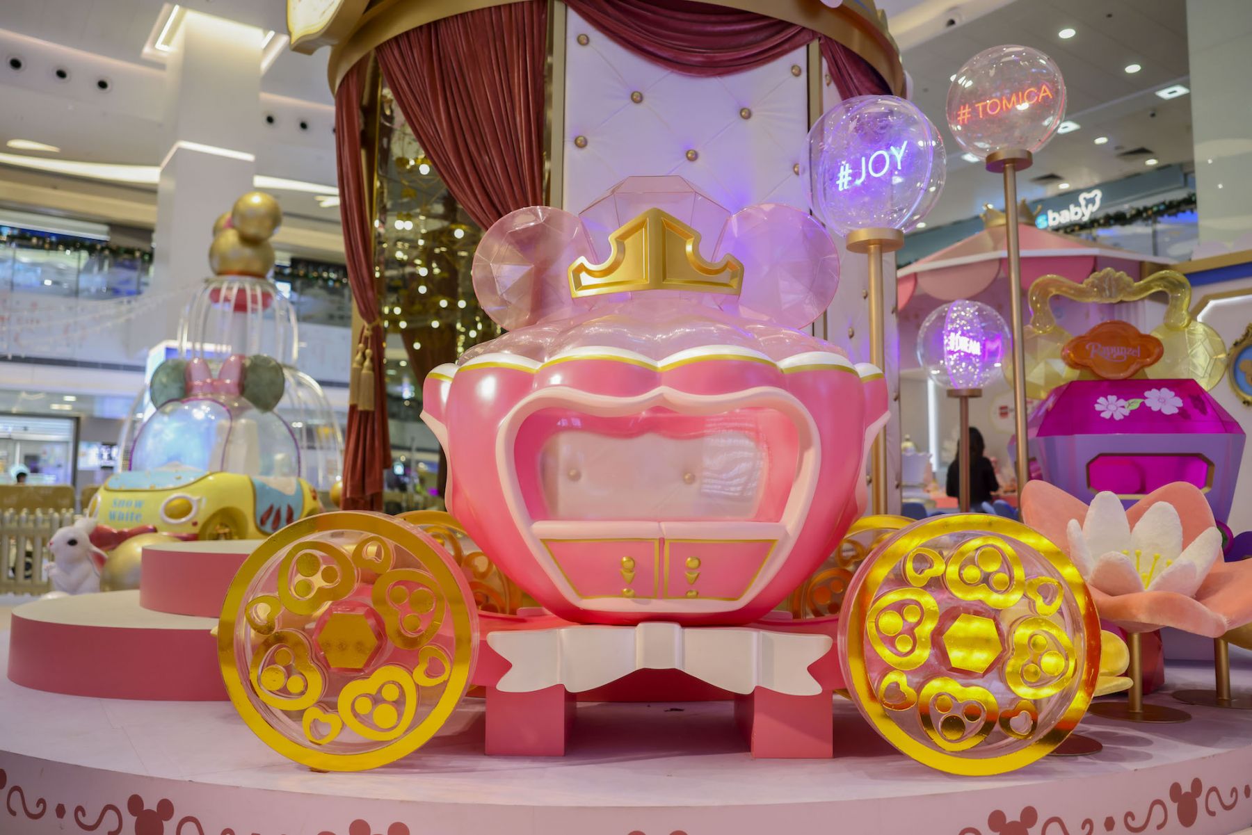 東港城「TOMICA DISNEY MOTORS 聖誕夢樂園」