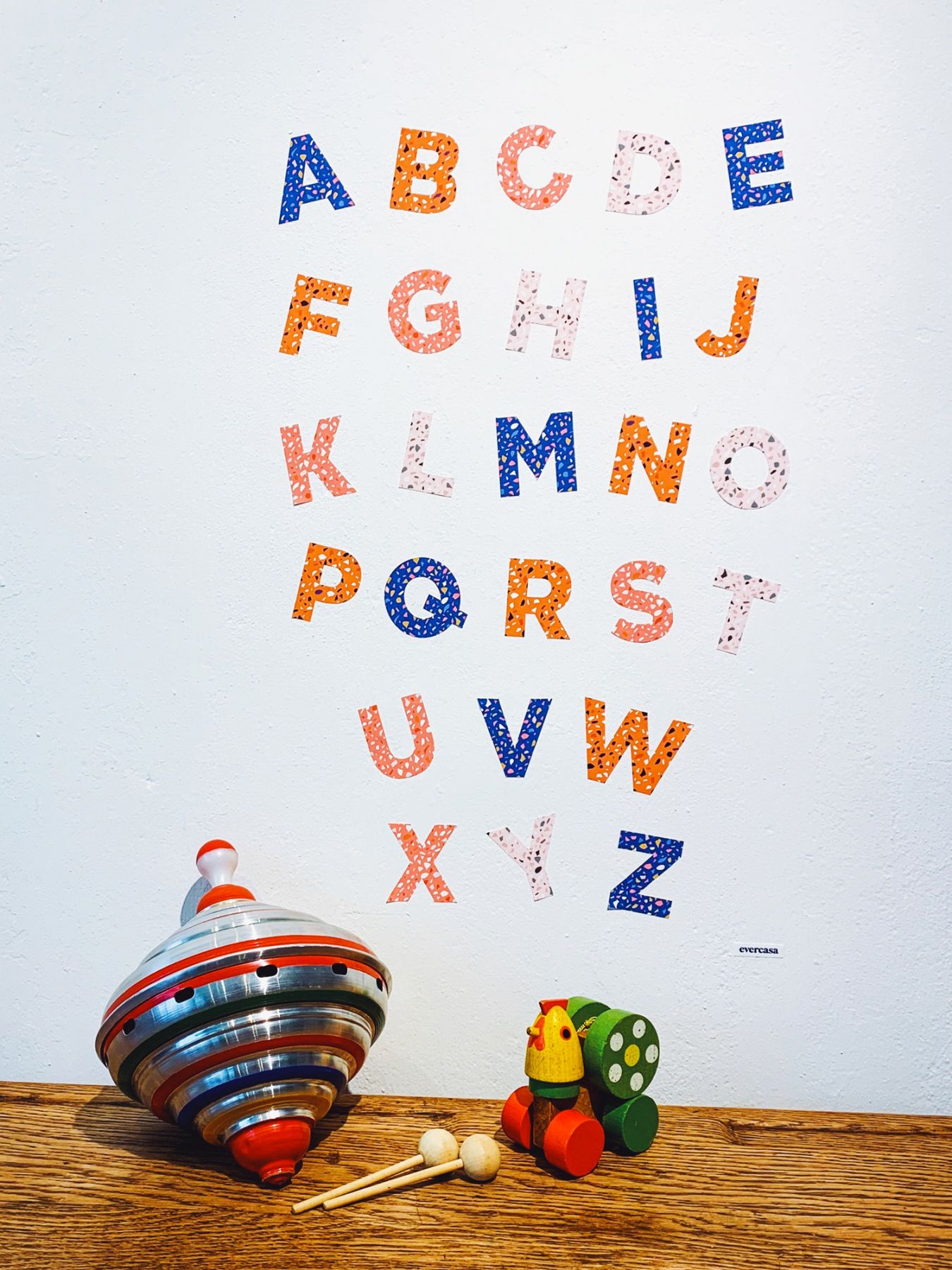 Decals can add a vibrant touch to the walls of the bedroom (Image: Evercasa)