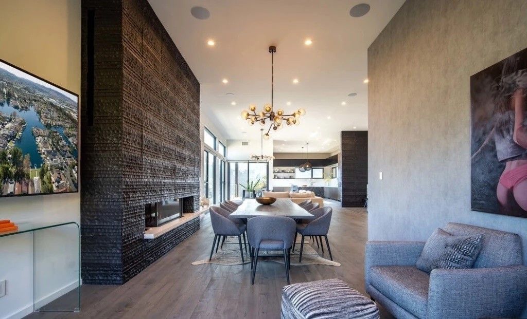 Photo: Courtesy of Redfin