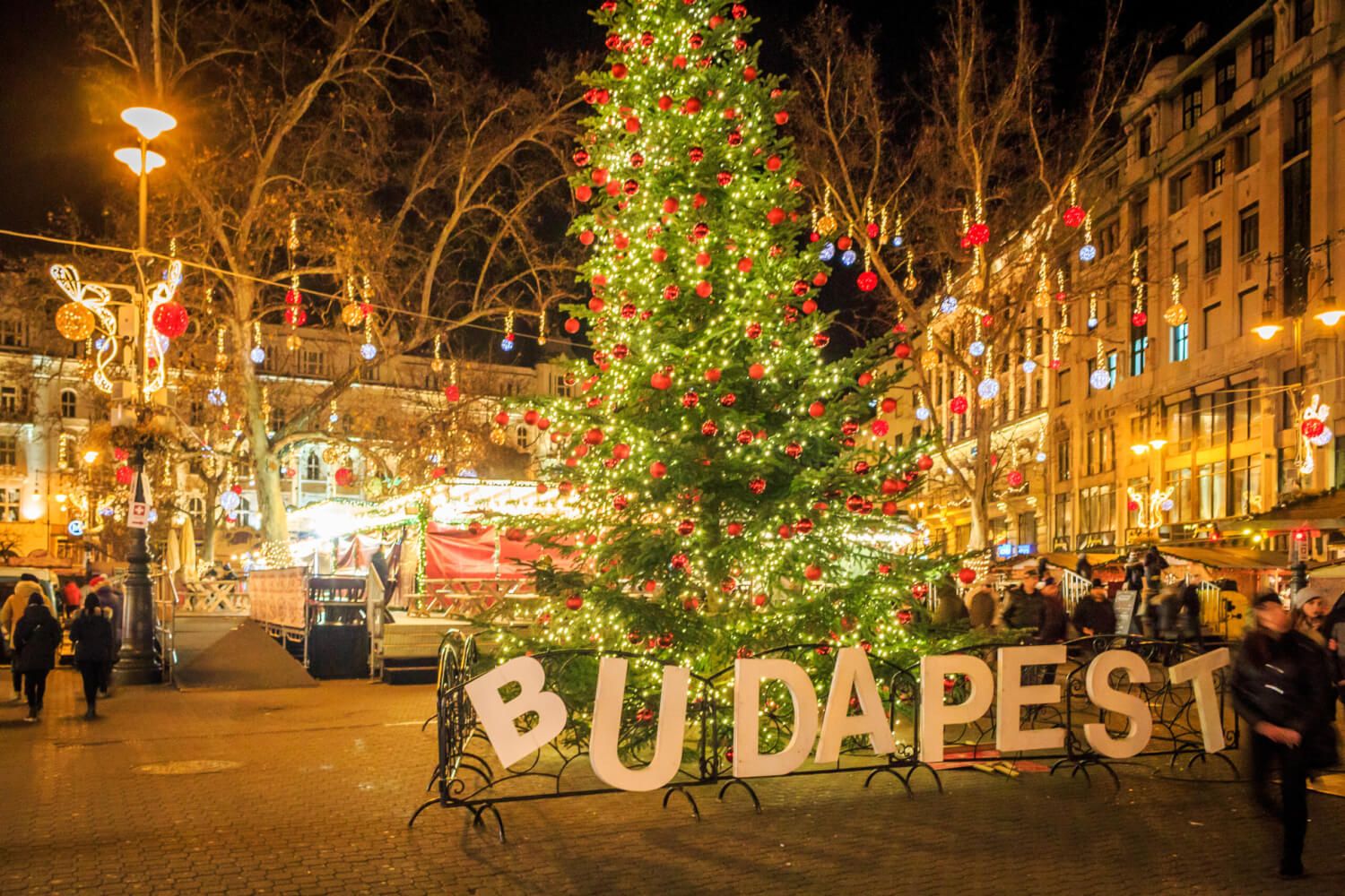 Budapest Christmas Markets (Photo: Christmas Markets in Europe)