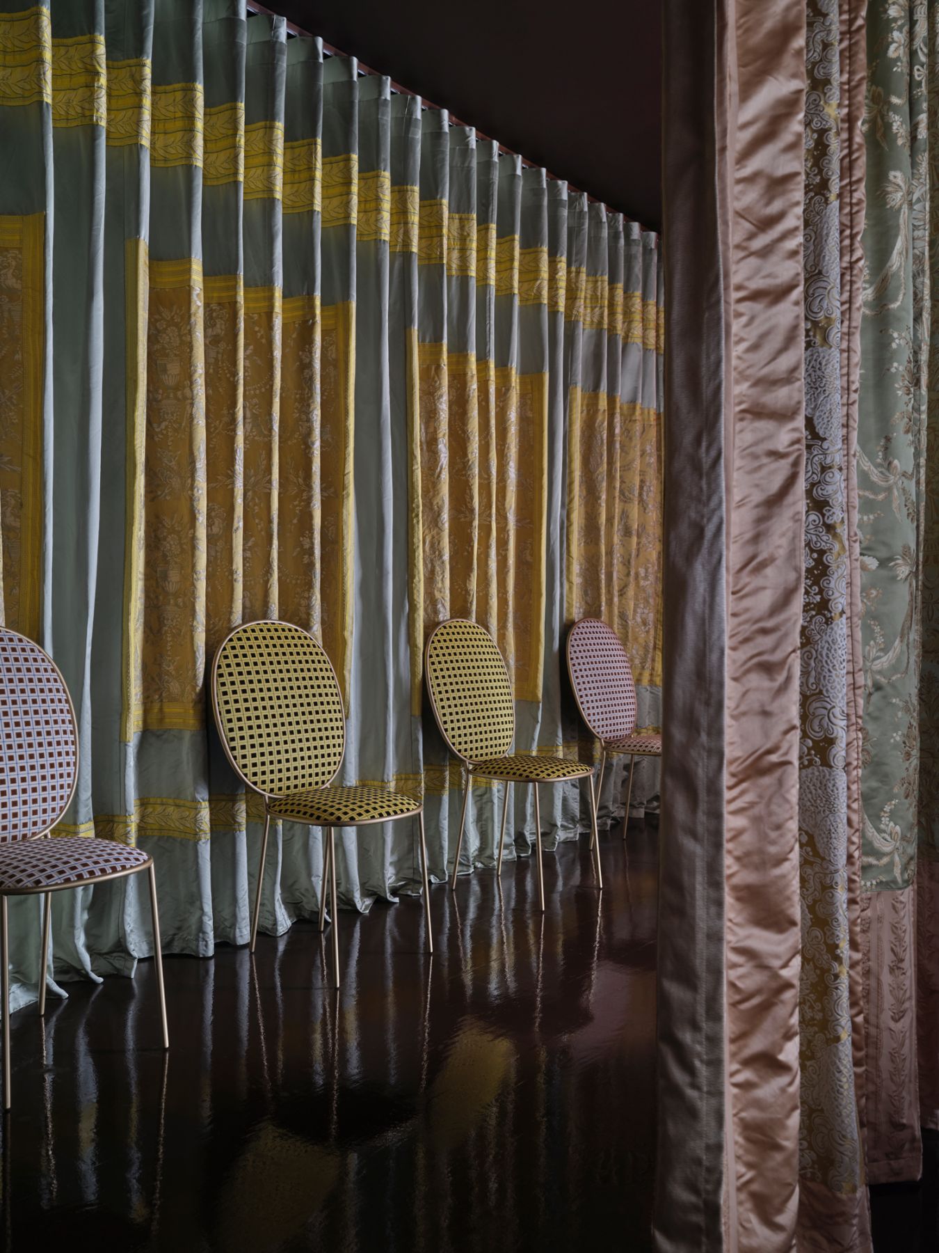 A presentation of the Stay dining chairs by Zupanc at the space