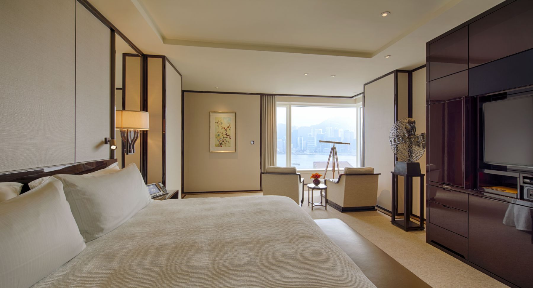 best hong kong staycations christmas 2021 - peninsula hong kong