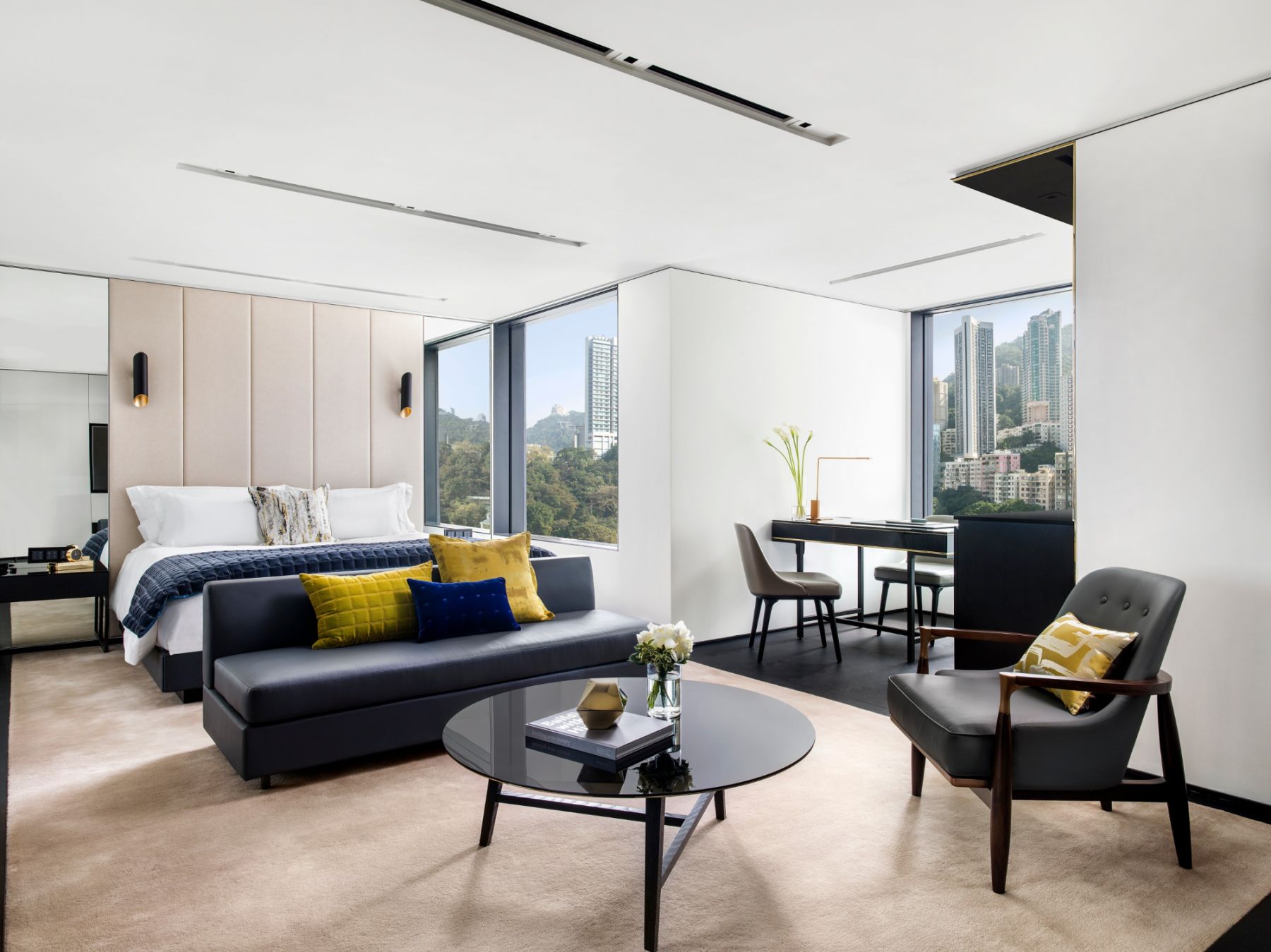 best hong kong staycations christmas 2021 - grand hyatt hong kong