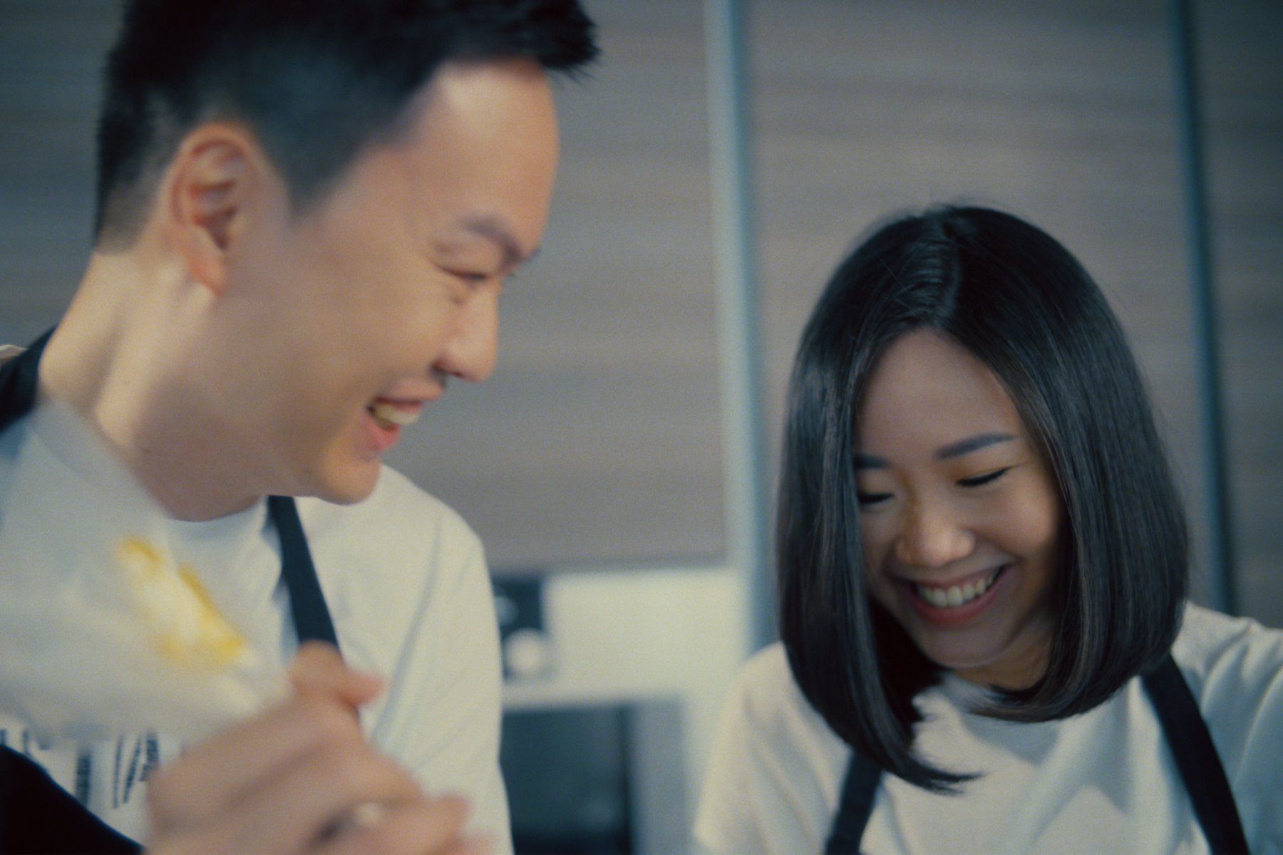 Kong's first time baking was guided patiently by Hartono