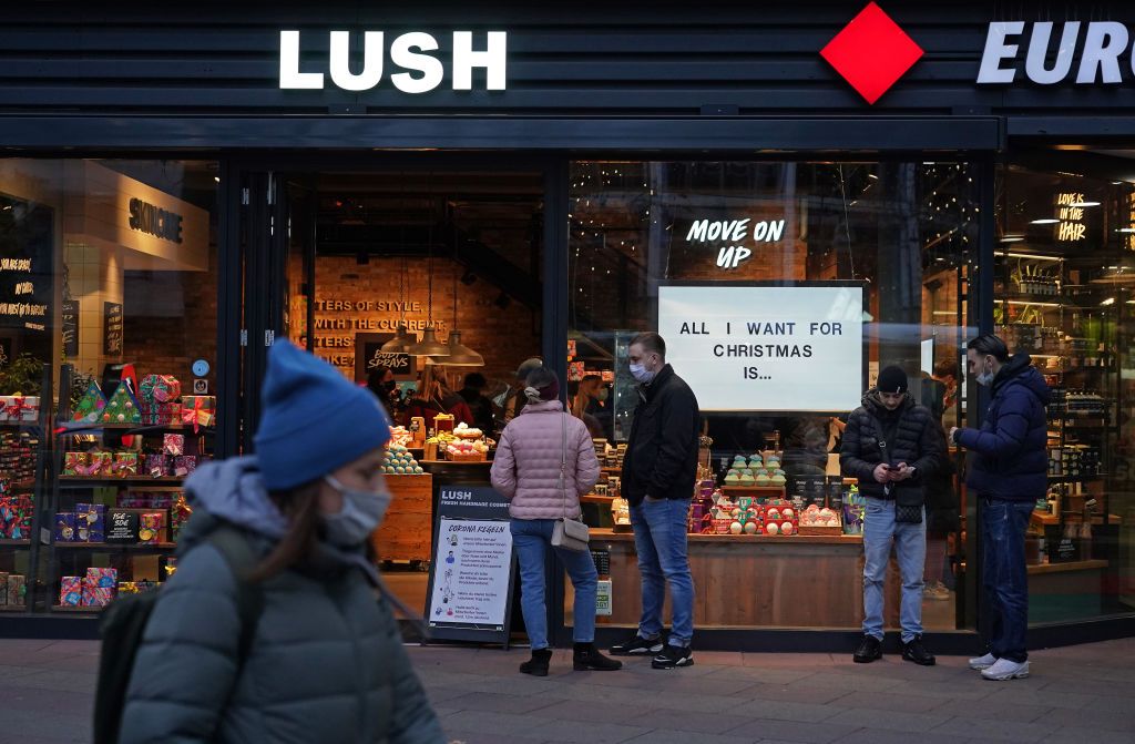 Lush-Quit-ins07 (Photo by Sean Gallup/Getty Images)