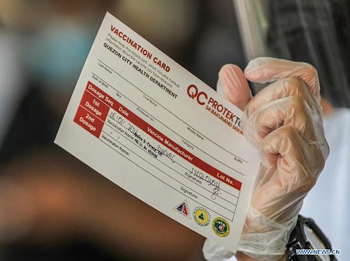 Vaccination card in the PH (Photo: Xinhuanet)