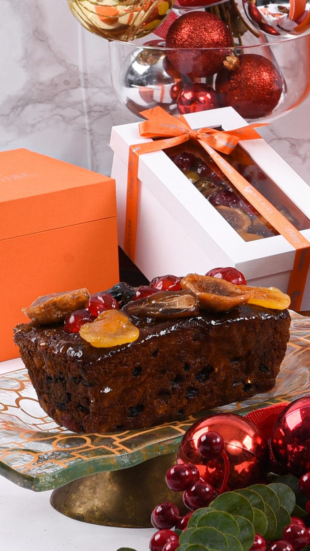 Solaire Fruit Cake