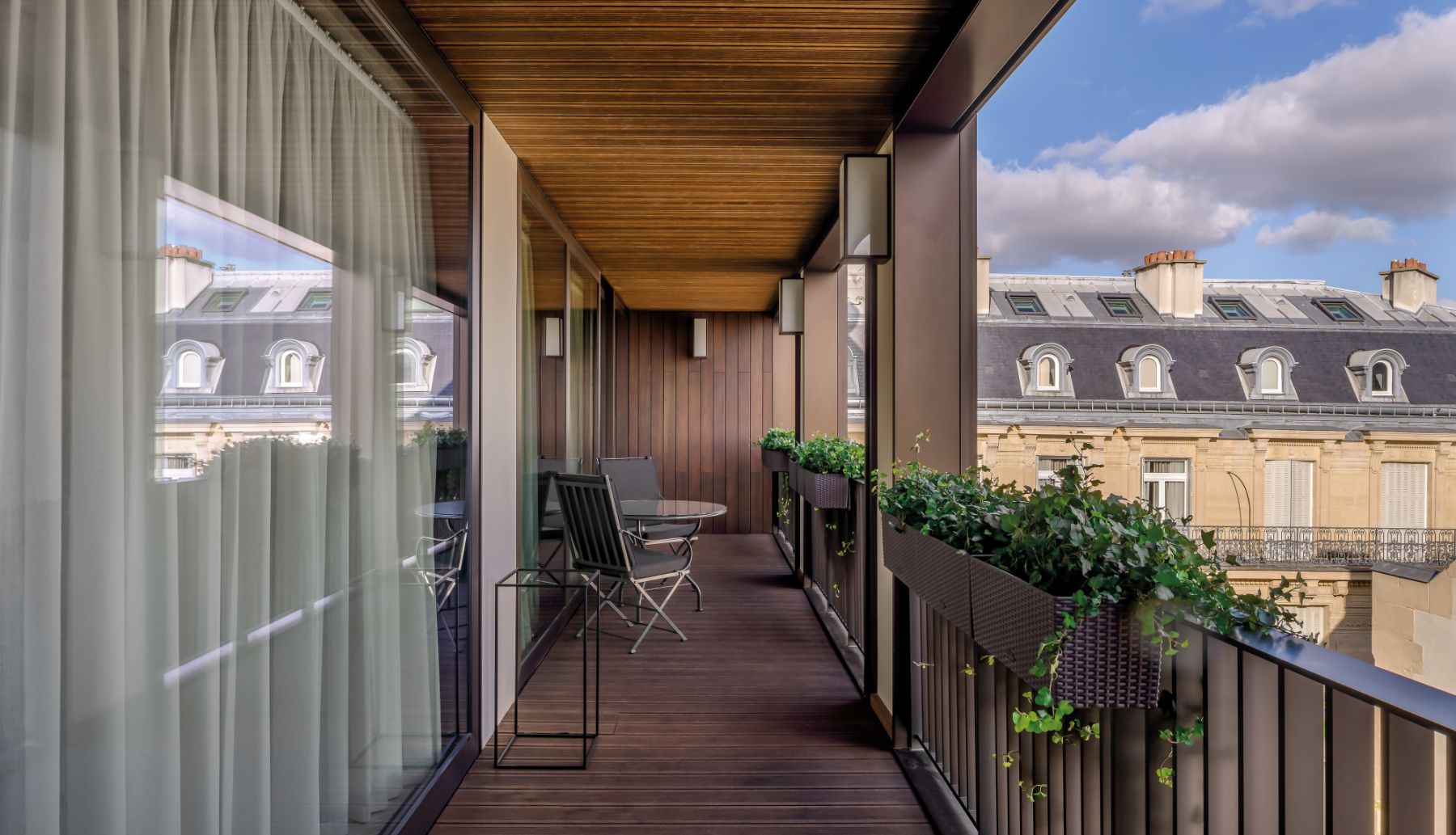 Bvlari Paris Hotel room and suites